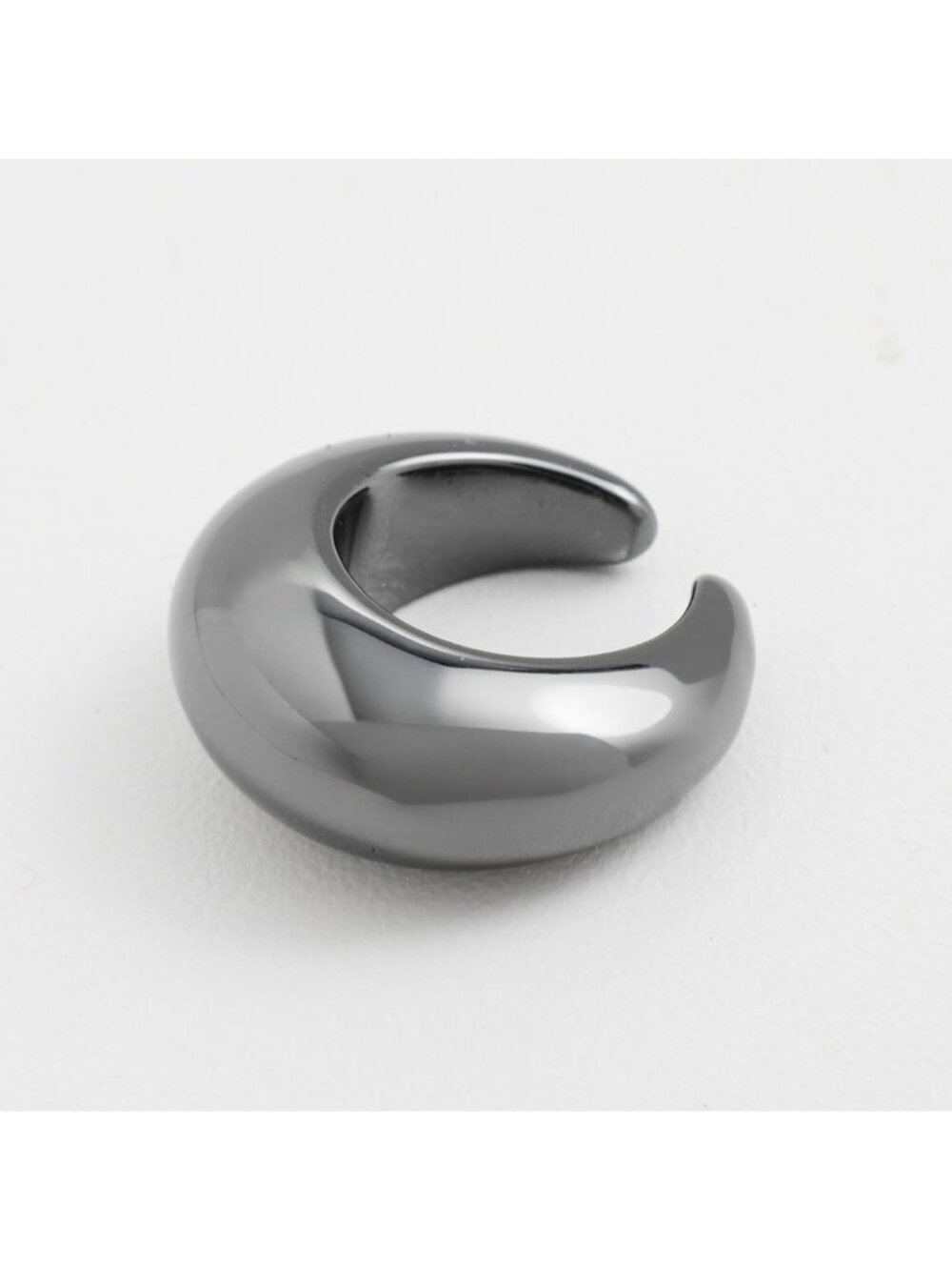 Jennifer Fisher Dylan Ear Cuff in Hematite NWOT